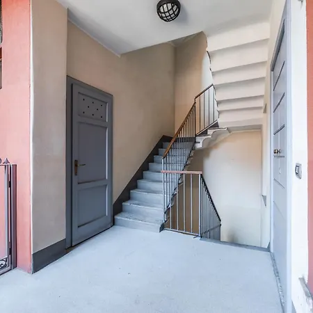 200mt Metro - Design For Creative Living Milan