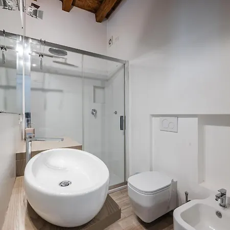 Apartment 200mt Metro - Design For Creative Living Milan